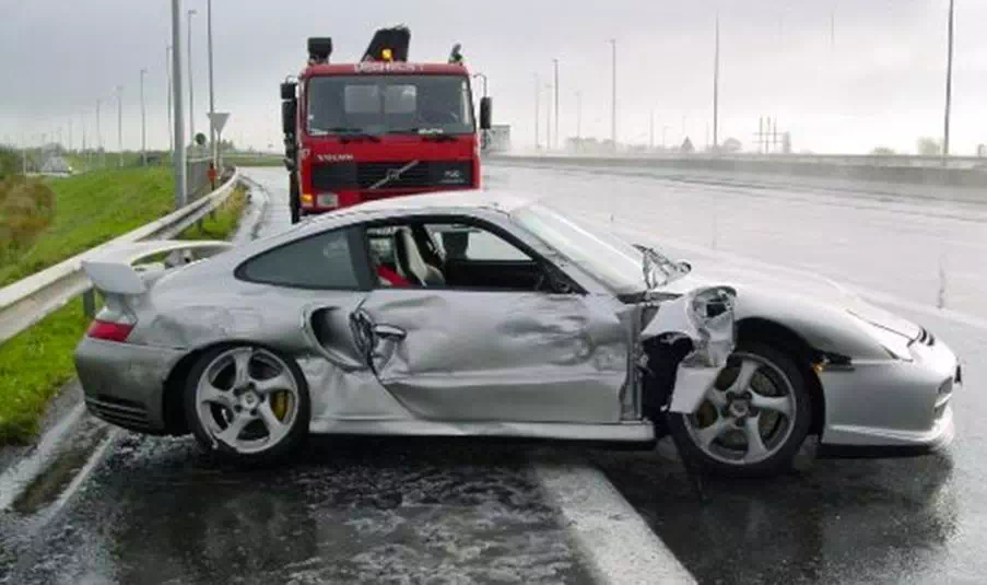 托運汽車價格導讀：對于一些私家車主，如果想把車從外地運到當地，恒運達建議他們選擇托運車的物流方式。汽車托運的安全性如何保證？其實很多車主的朋友都不太清楚。