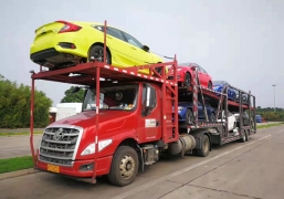 深圳到成都轎車托運價格表，轎車托運1700公里收費價格