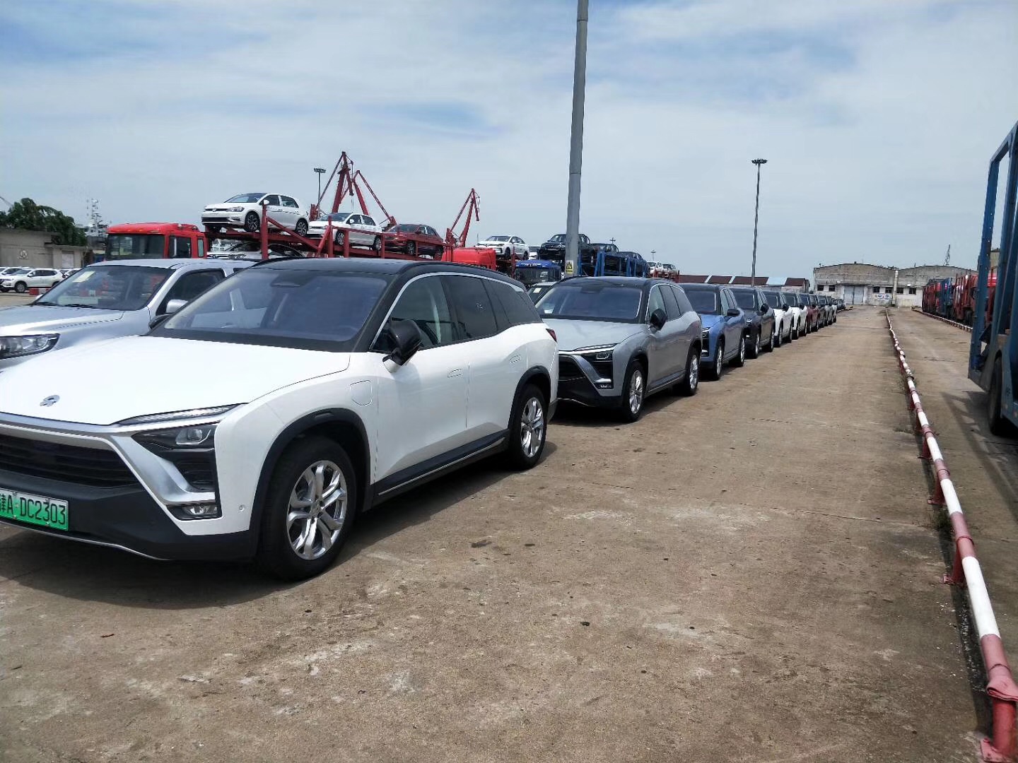 從成都托運到上海的汽車托運價格貴嗎？